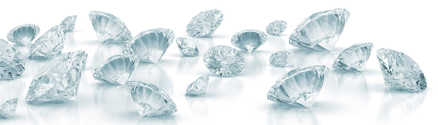 The Difference between Swarovski Crystal and Diamonds