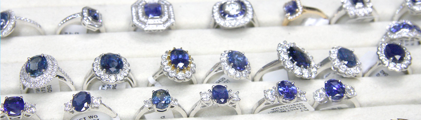 what kind of ring to get your girlfriend