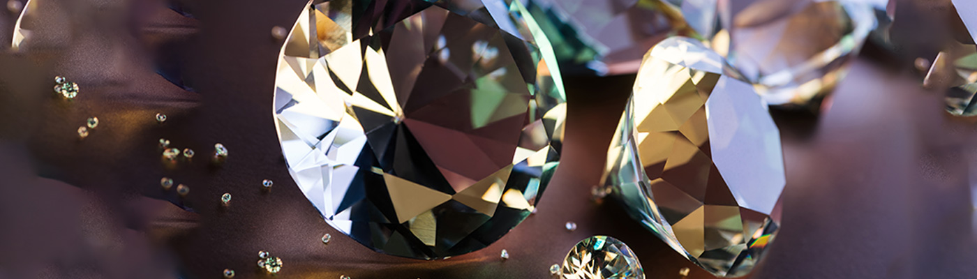 What is the difference between Champagne Brown and Chocolate Diamonds